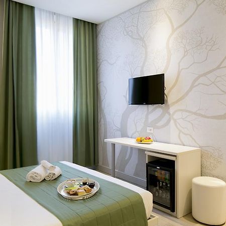 Navigliotel 19 - Rooms & Suites Milan Luaran gambar