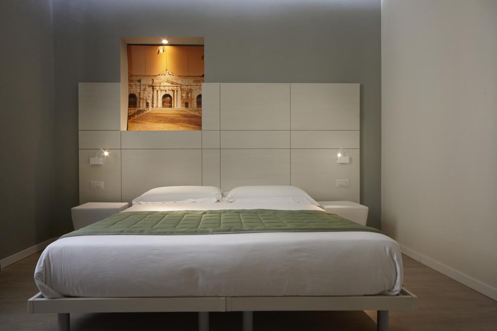 Navigliotel 19 - Rooms & Suites Milan Bilik gambar