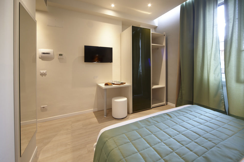 Navigliotel 19 - Rooms & Suites Milan Luaran gambar