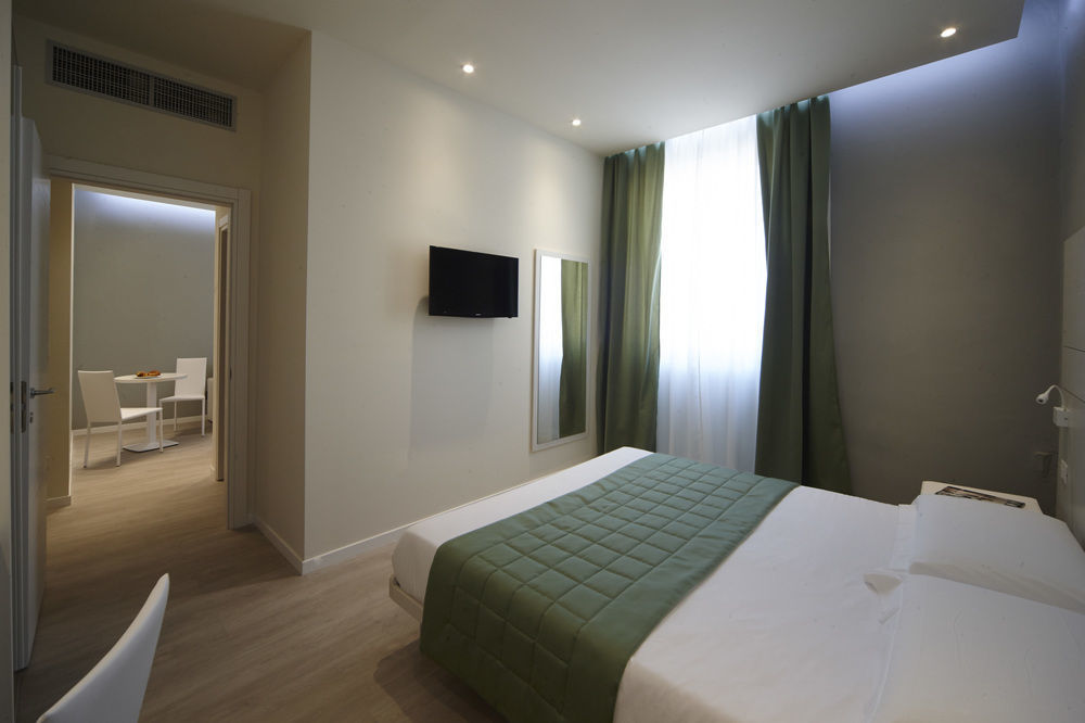 Navigliotel 19 - Rooms & Suites Milan Luaran gambar